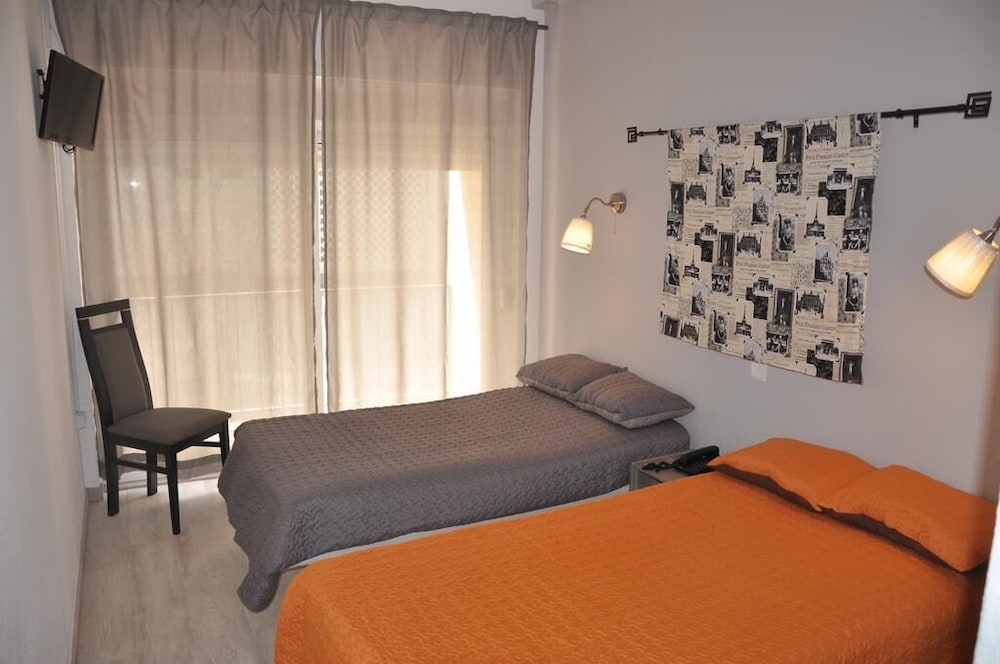 Double or Twin Room photo 2