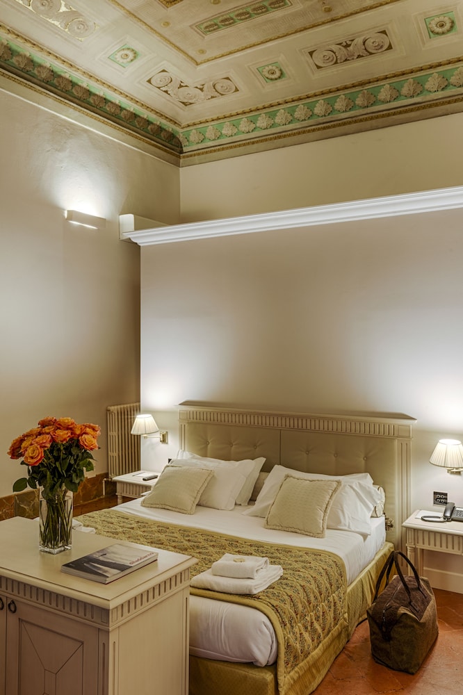 Executive Triple Room photo 3