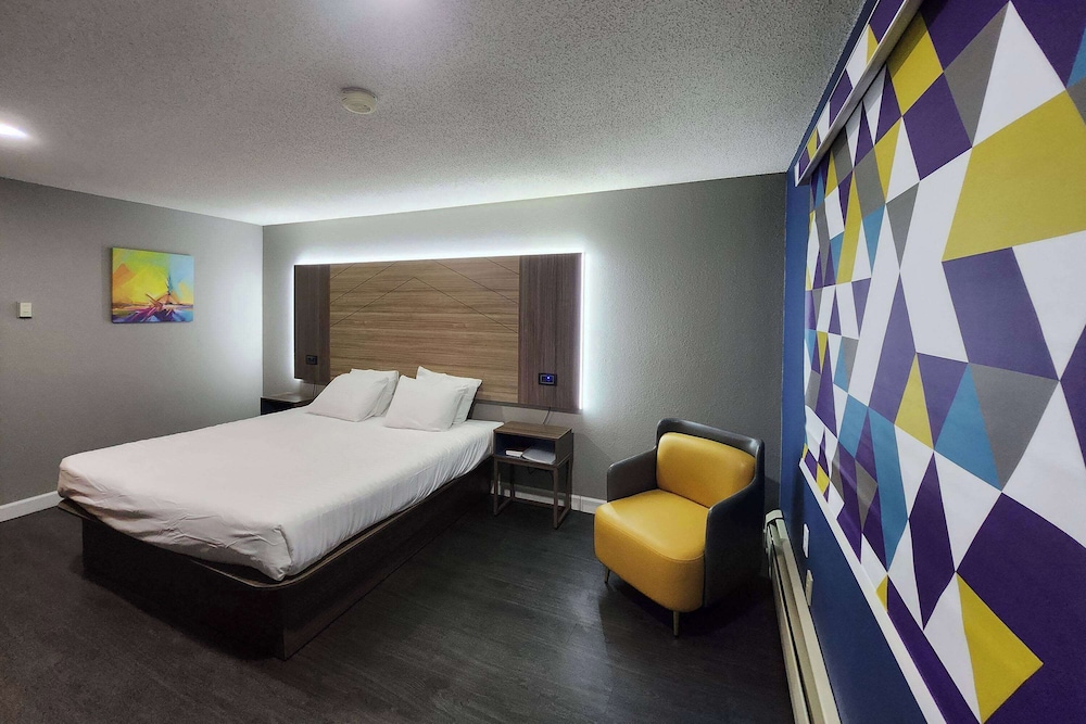 Room, 1 Queen Bed, Non Smoking - Photo 1
