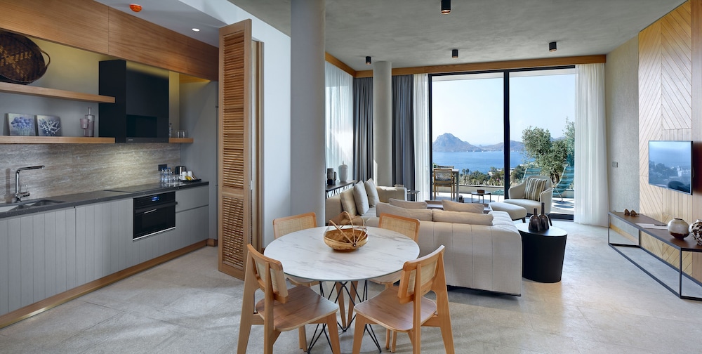 3+1 Residence with Private Pool - Photo 4