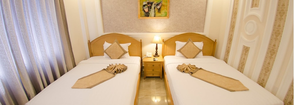 Executive Twin Room (No Window) photo 3