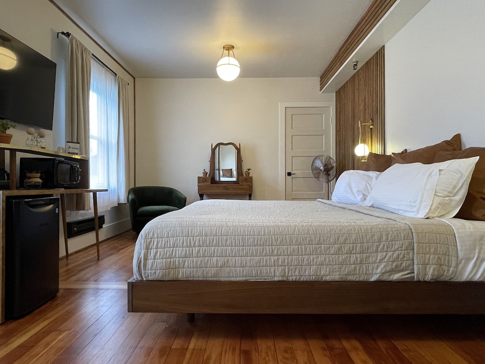 Family Suite, Multiple Beds photo 2