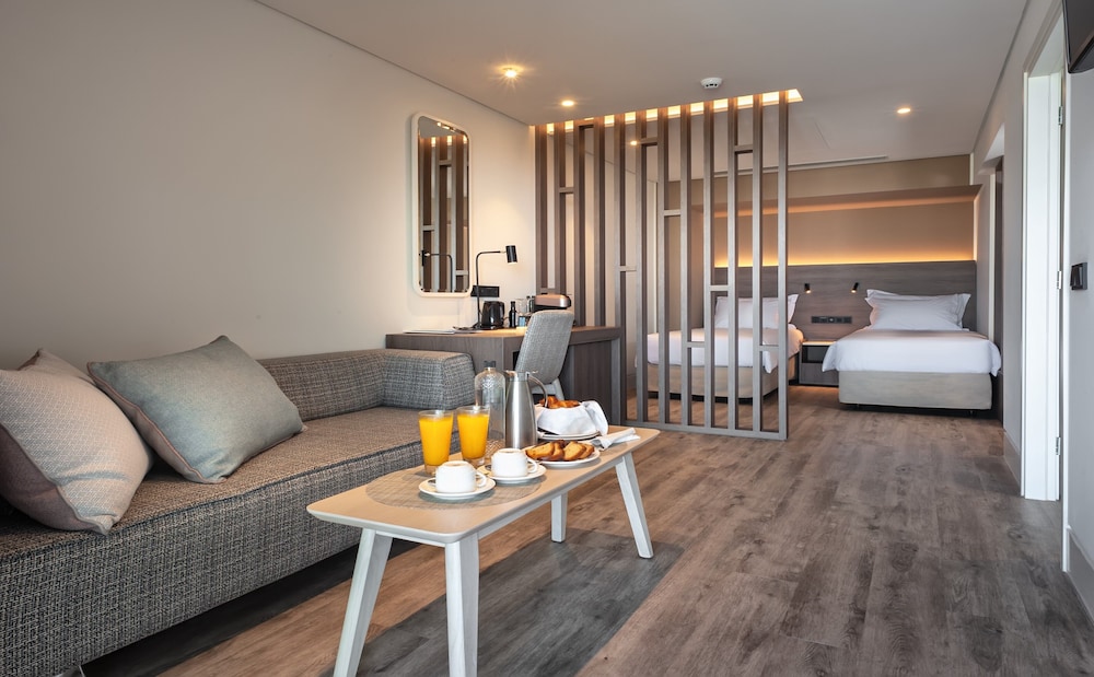 Family Suite, 2 Bedrooms, Sea View