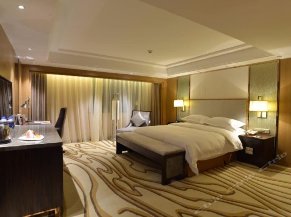 Deluxe Double Room photo 2