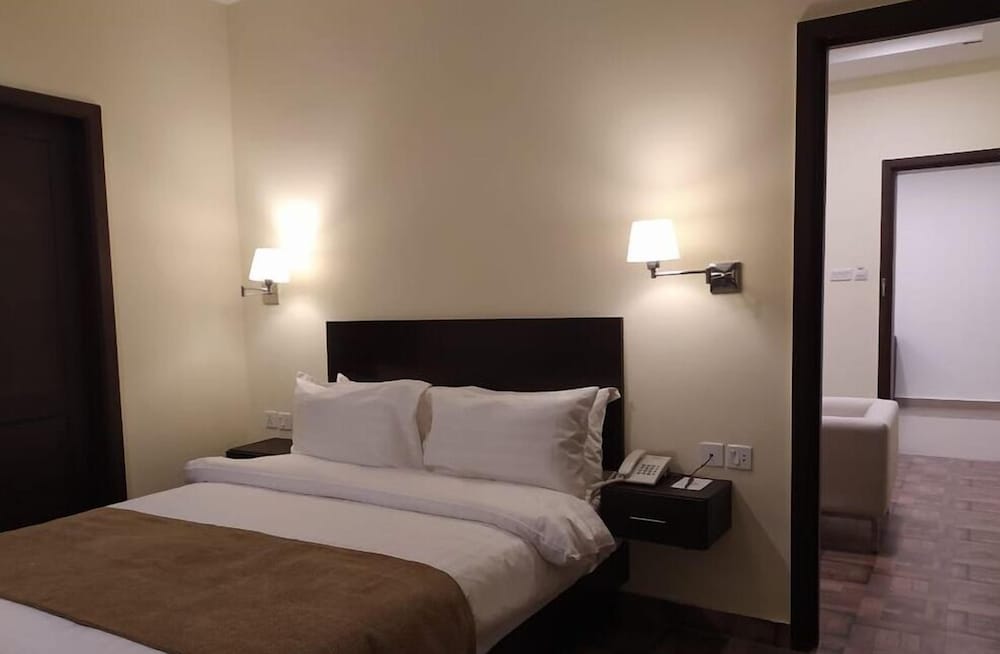 Suite Room