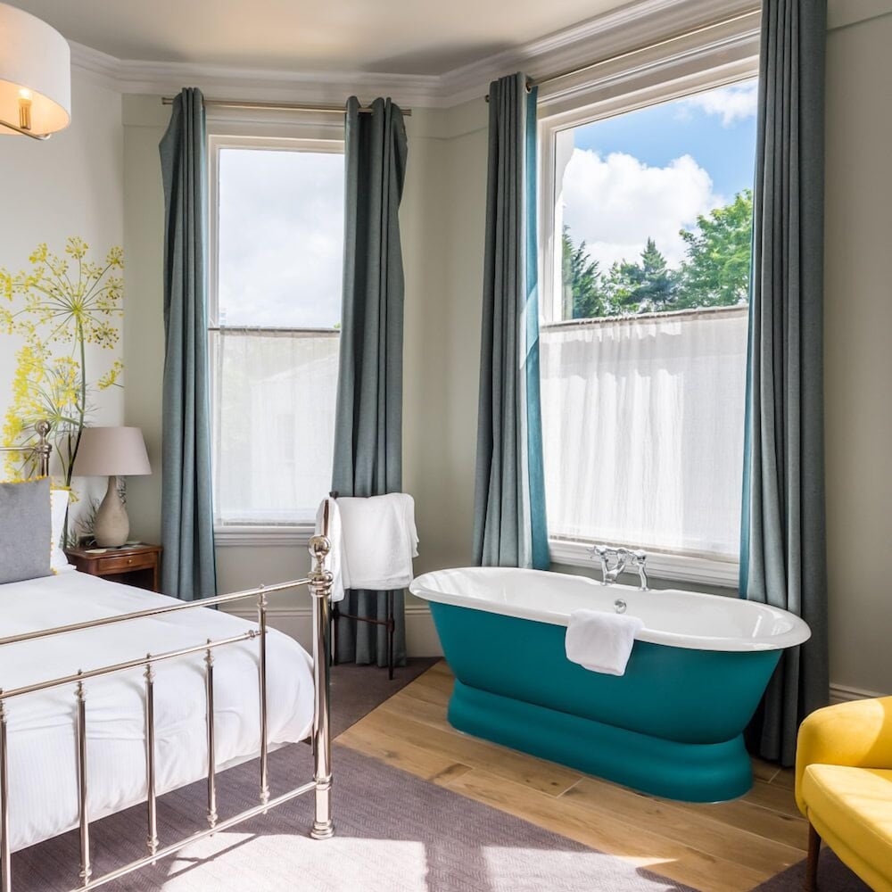 Premium Double Room, Bathtub photo 3