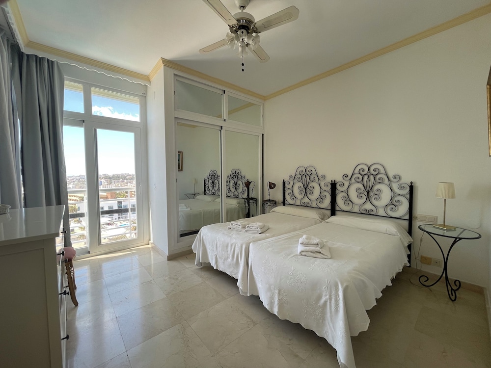 Apartamento, 2 habitaciones, vista al mar