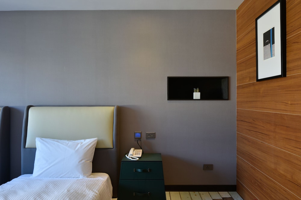 Deluxe Twin Room photo 2