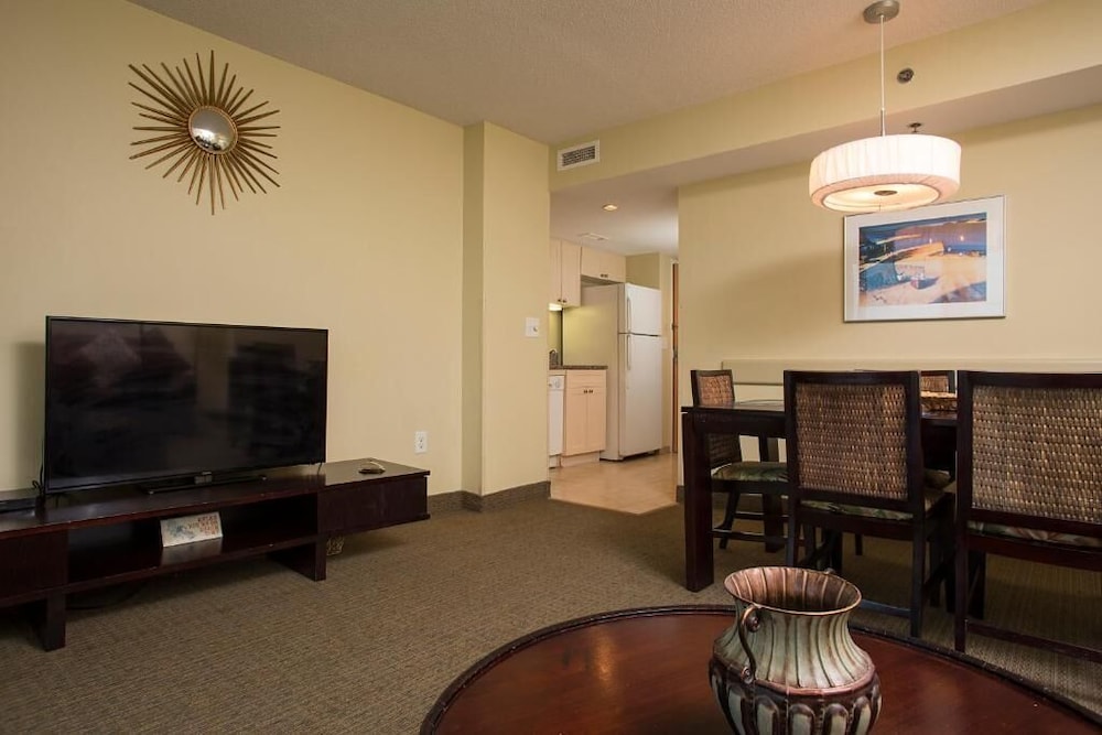 Suite, 2 Bedrooms photo 3