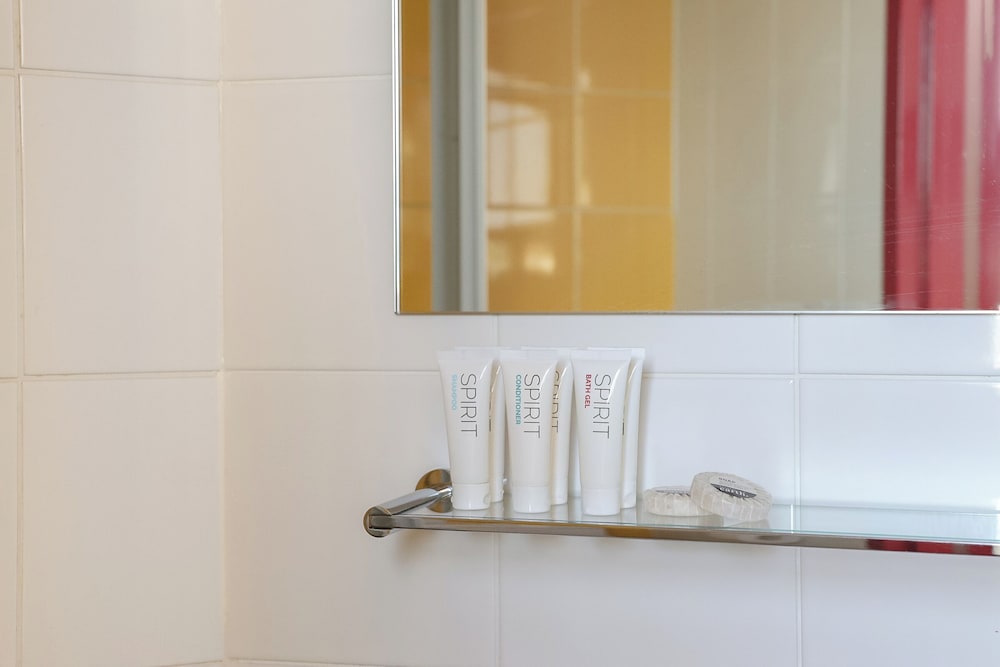 Double Room, Ensuite thumbnail 5
