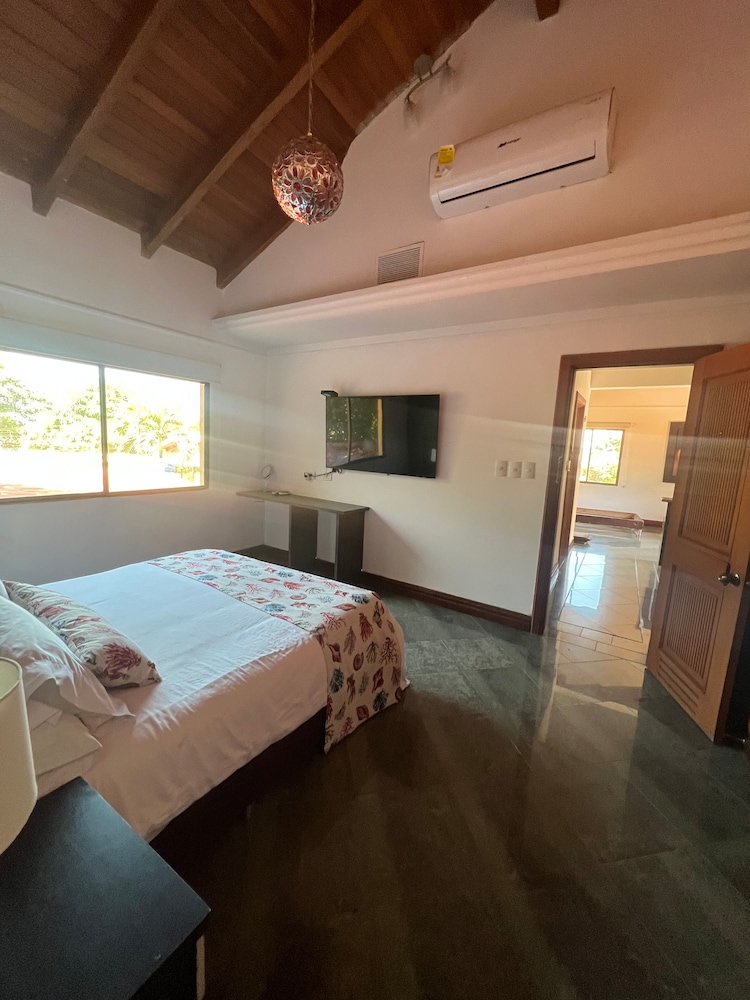 Family Villa, 2 Bedrooms photo 3