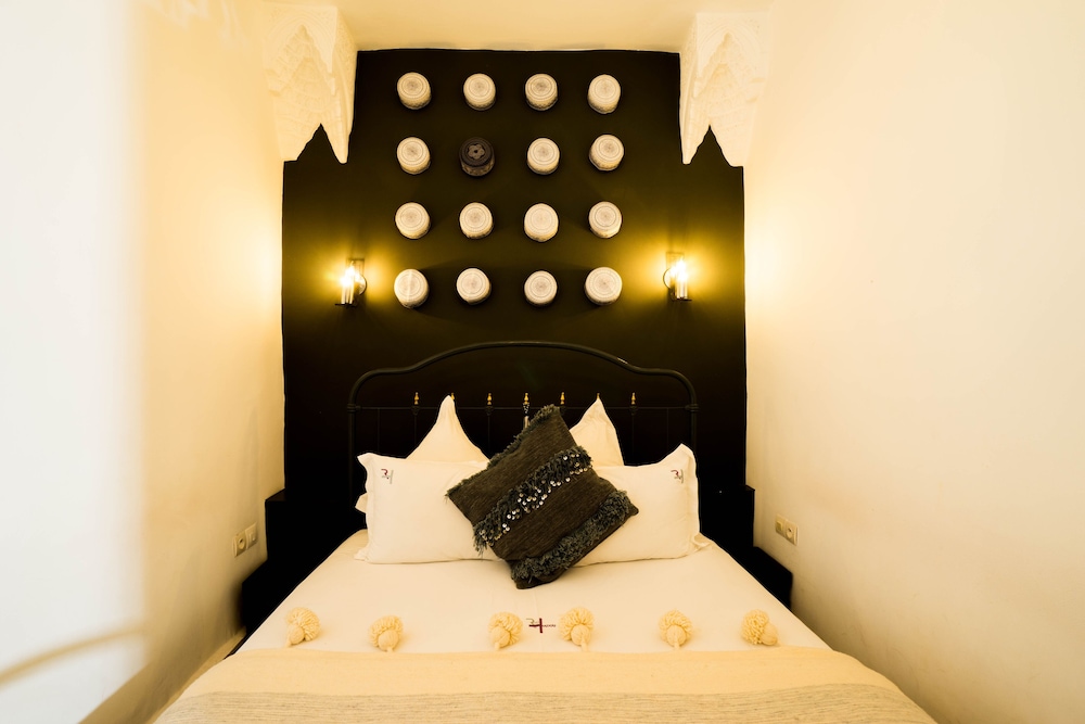 Deluxe Double Room, Private Bathroom