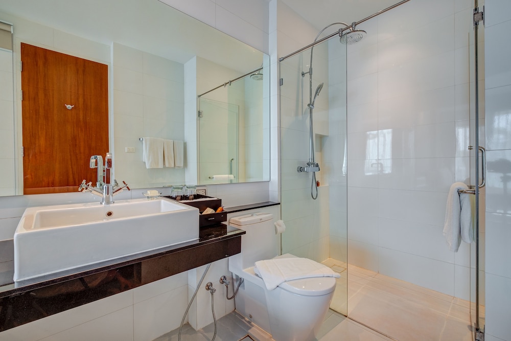 Penthouse Ocean Pool Three-Bedrooms Apartment photo 3