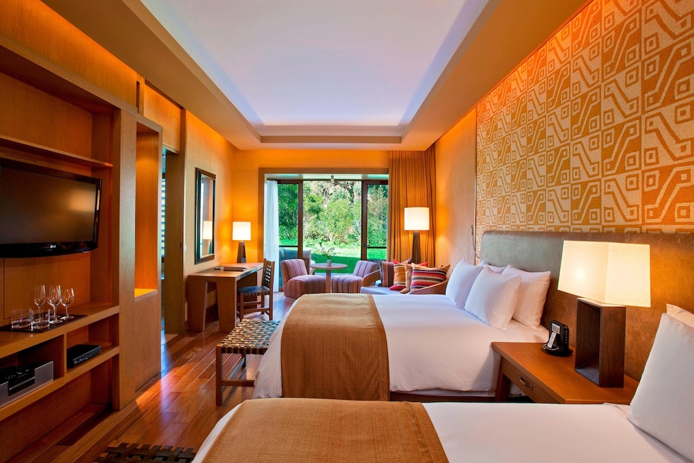 Grand Room, 2 Queen Beds (Terrace) photo 2