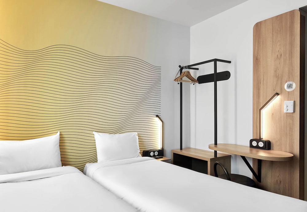 Twin Room - Photo 1
