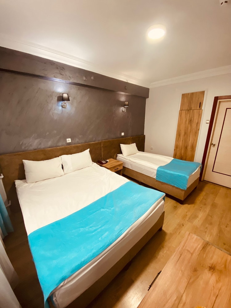 Standard Triple Room photo 1