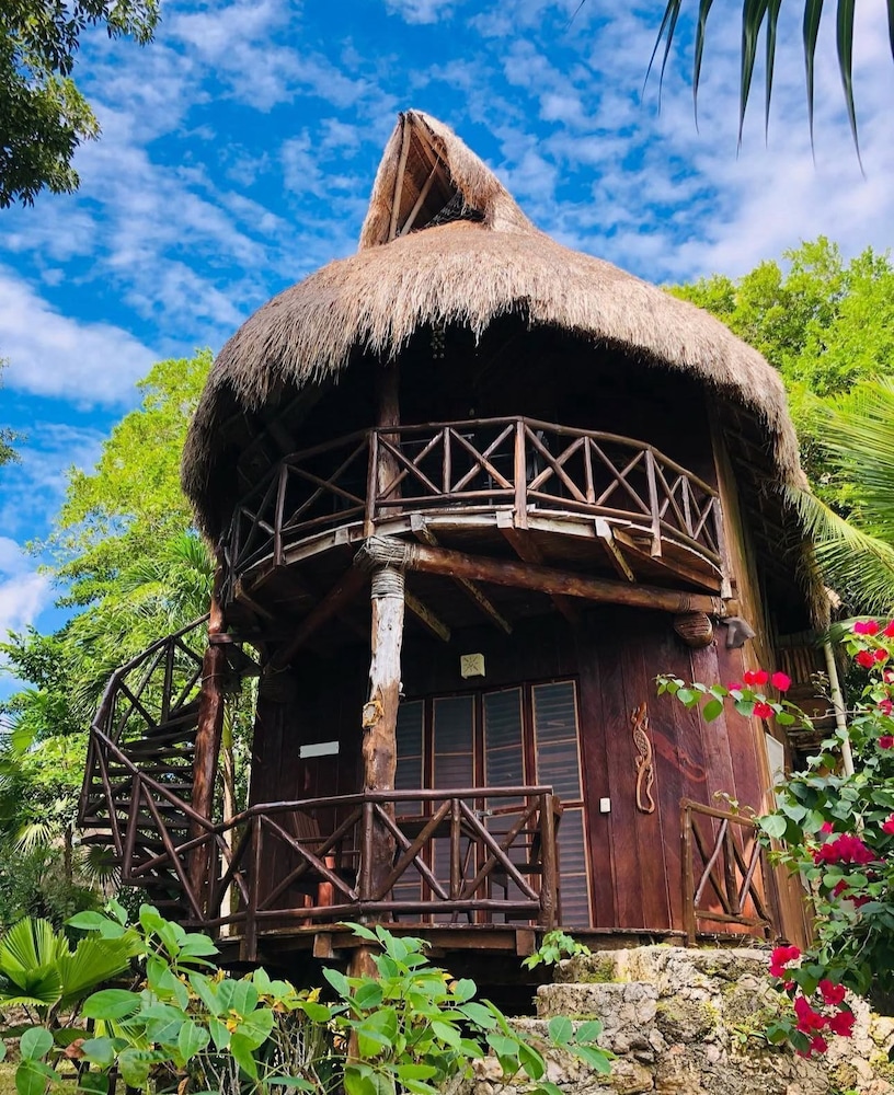 Superior Cabin, Lagoon View