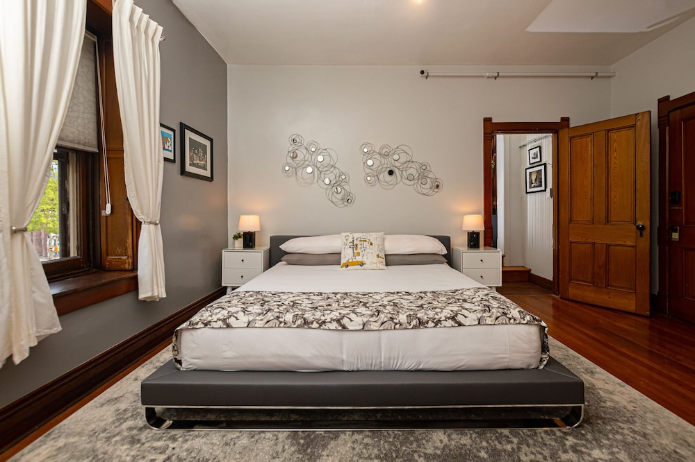 New York Room