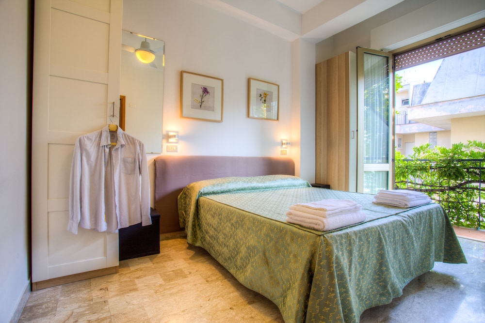 Junior Double Room, Balcony