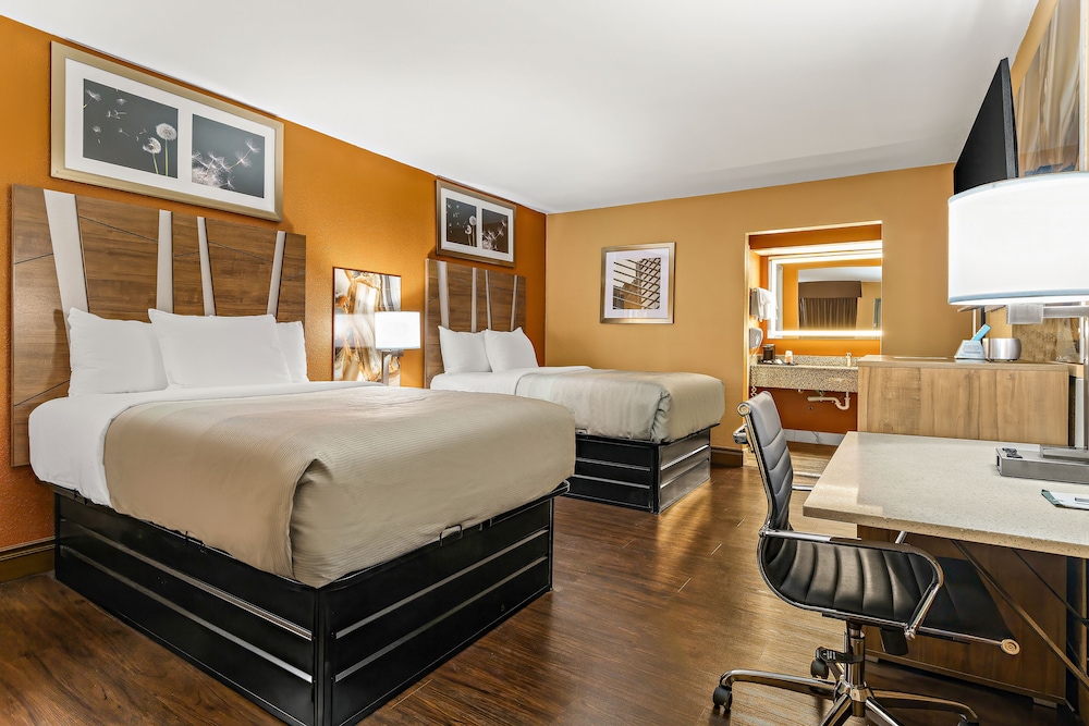 Standard Double Room, 2 Double Beds, Smoking - Photo 6