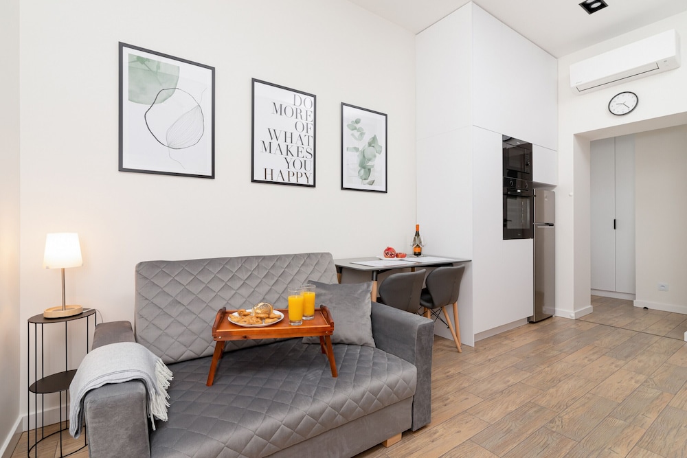 Studio, Kitchen