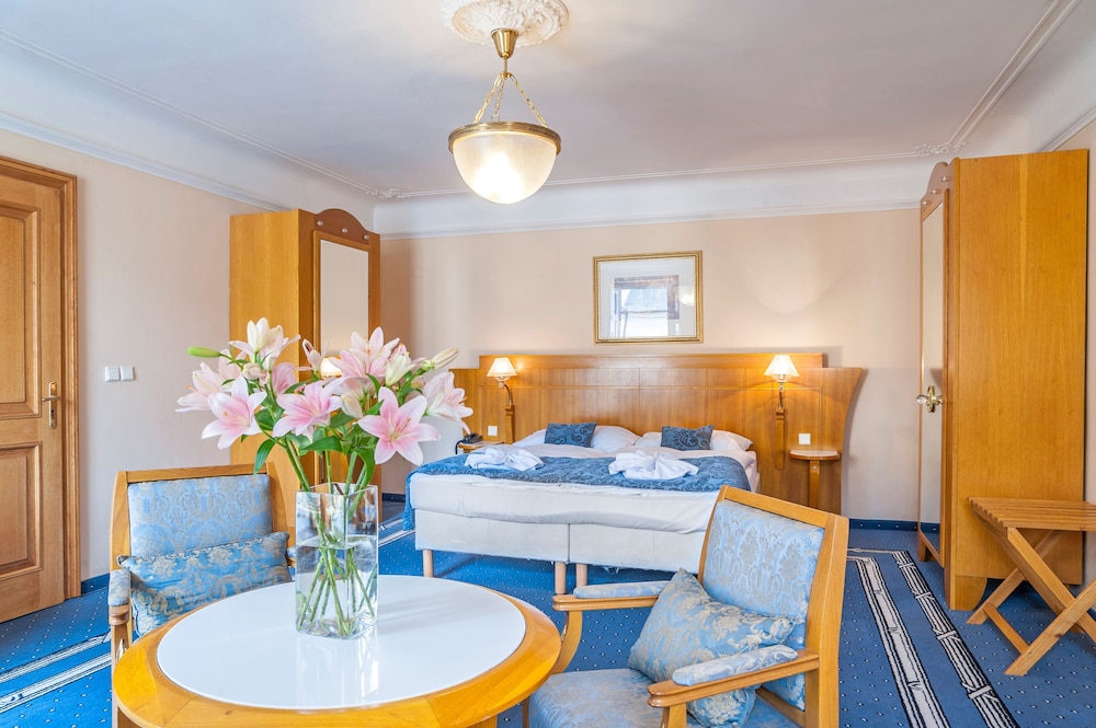 Deluxe Double Room photo 2