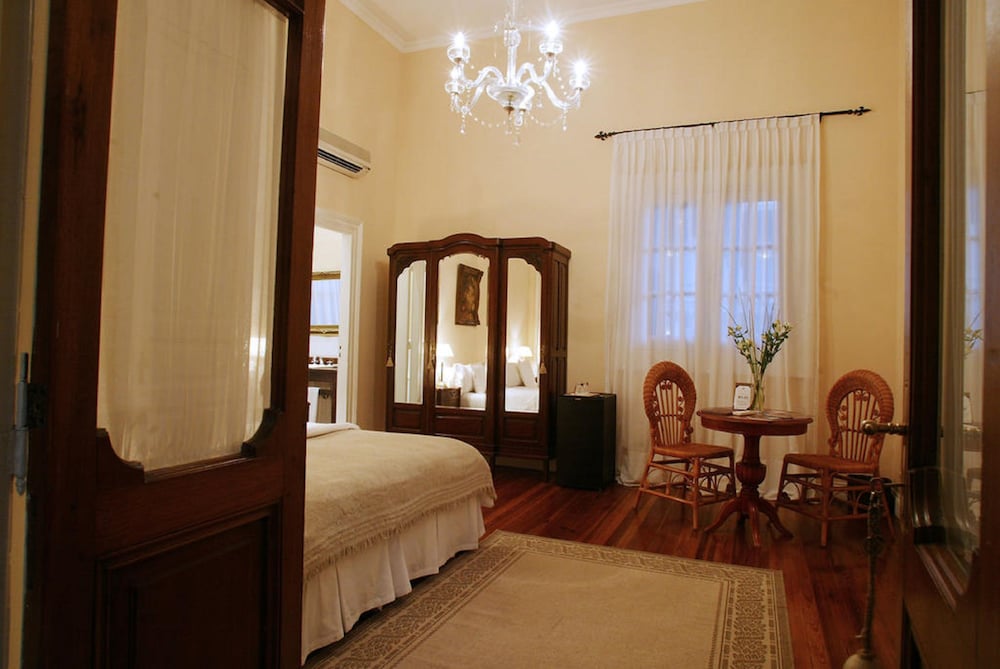Deluxe Double or Twin Room photo 1