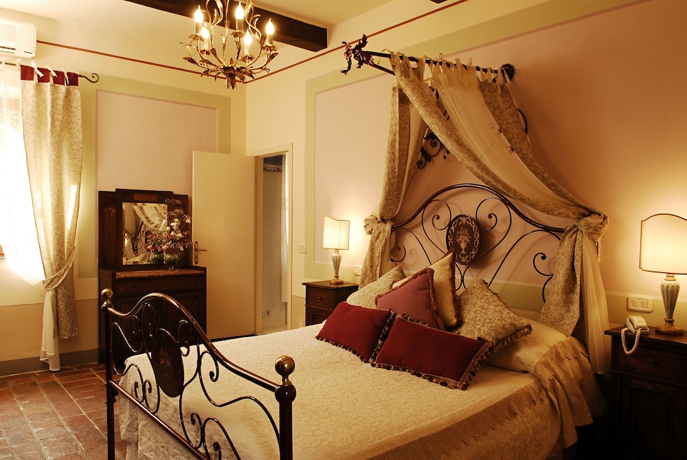 Classic Room, 1 Double Bed (Romantic) - Photo 3