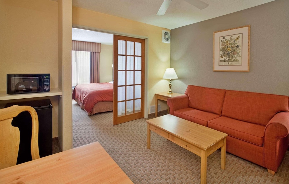 Suite, 1 Bedroom, Non Smoking - Photo 1