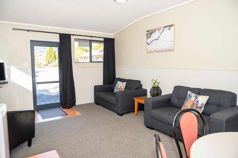 Two Bedroom Motel photo 1