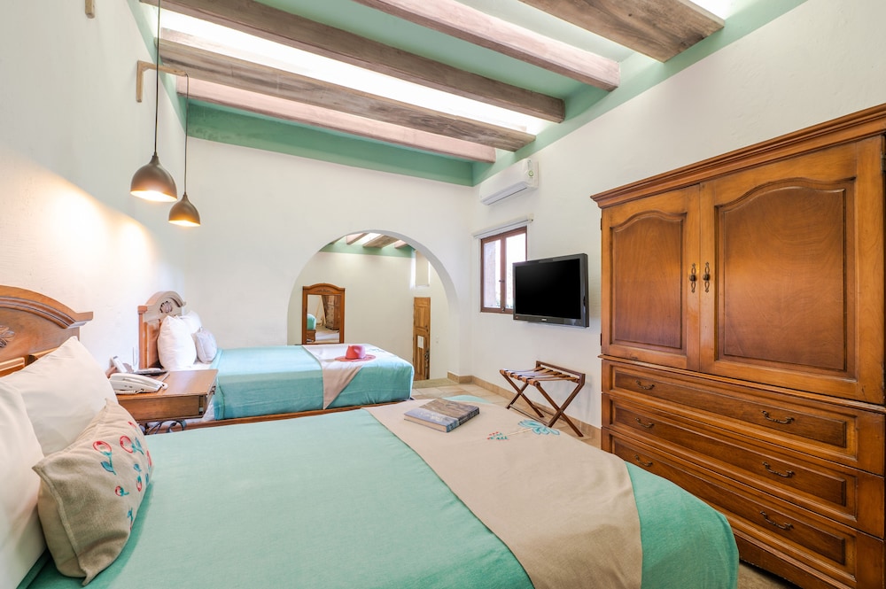 Superior Room, 2 Double Beds - Photo 7