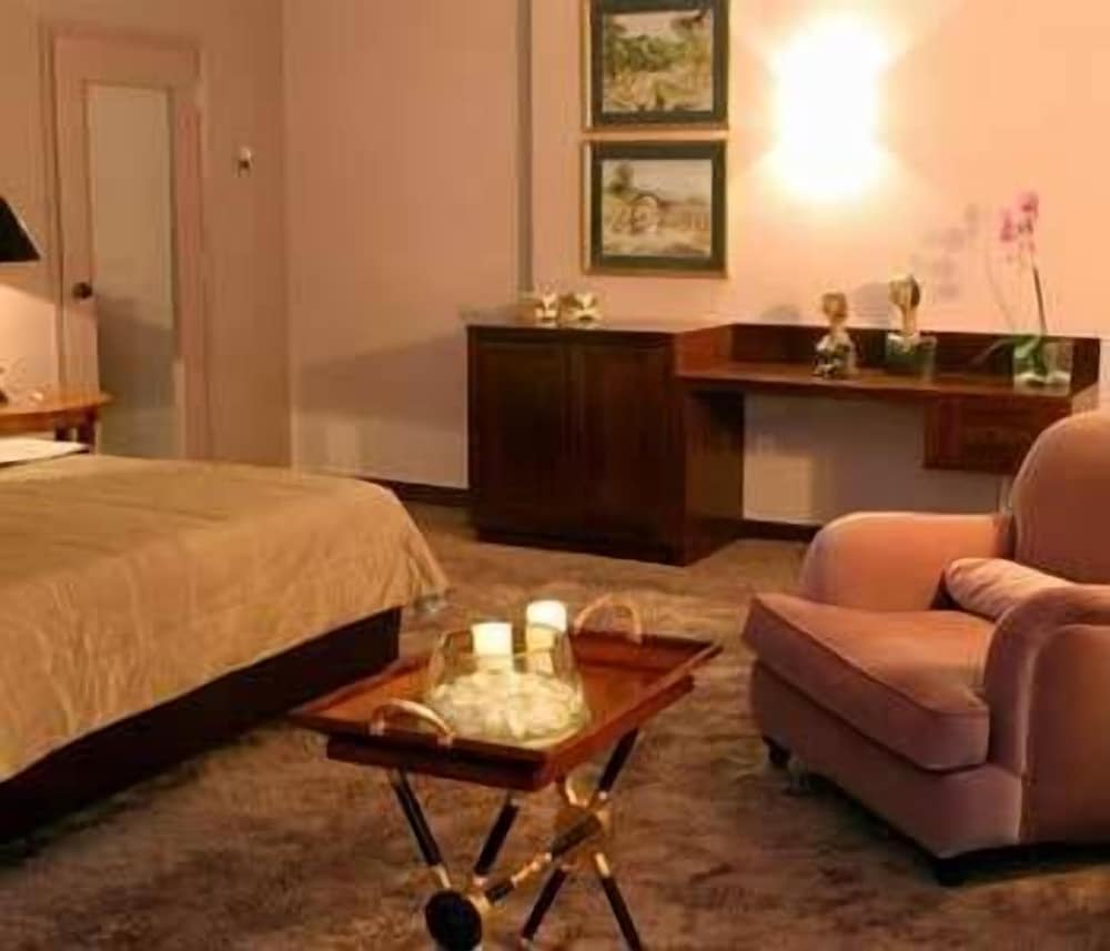 Suite photo 1