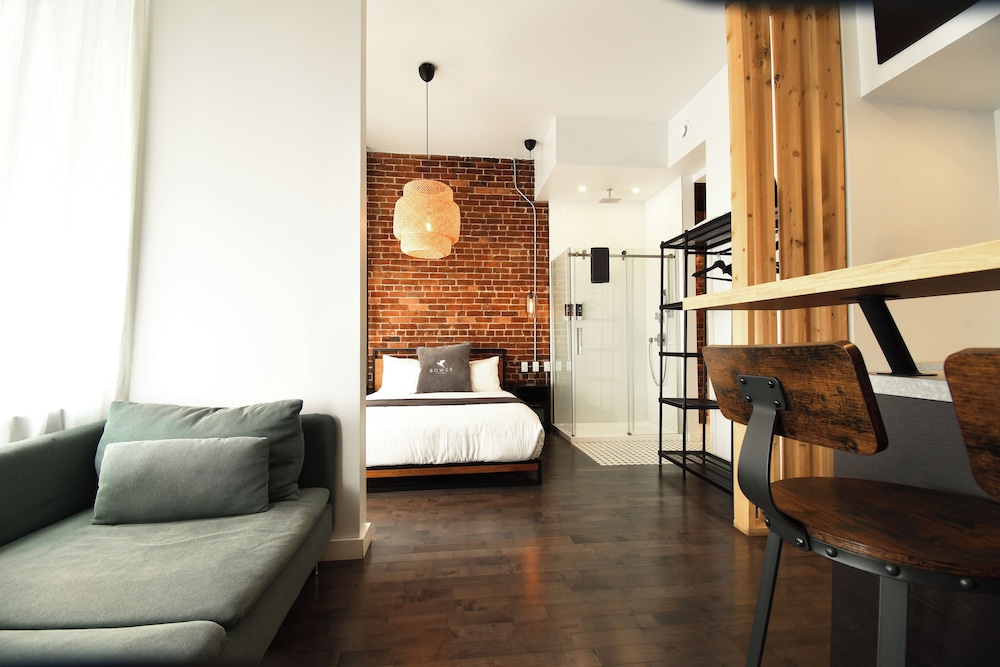 Studio Loft - Suite 204 photo 2