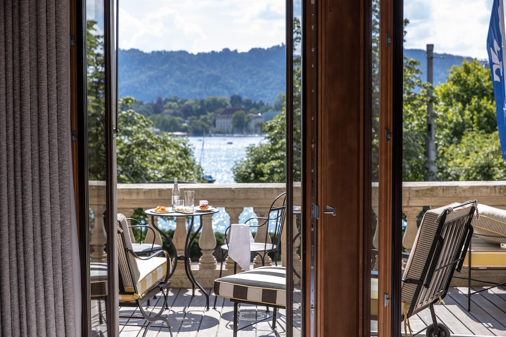 Premier Room, Terrace - Photo 9