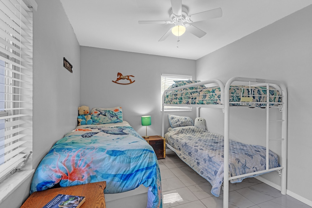 House, 3 Bedrooms photo 3