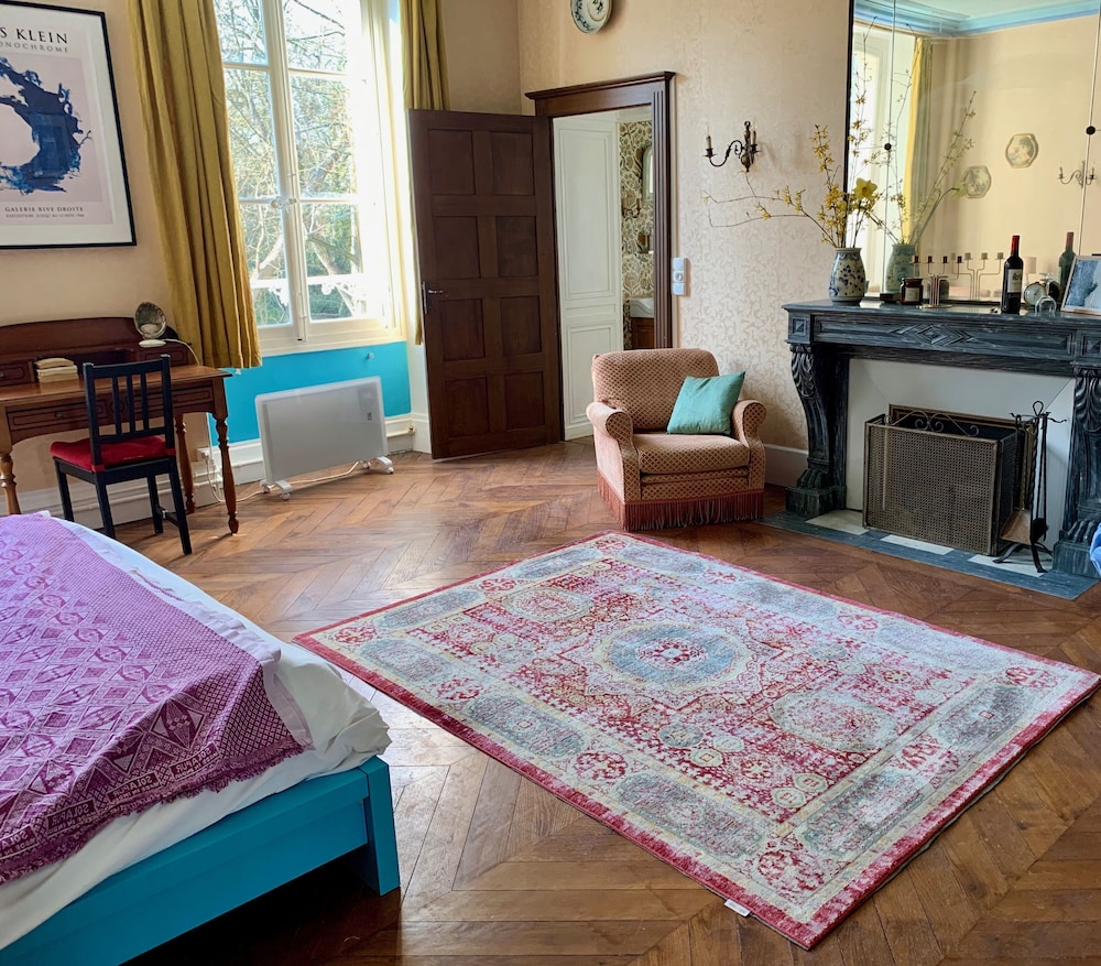 Romantic Triple Room (Chambre Yves) - Photo 4