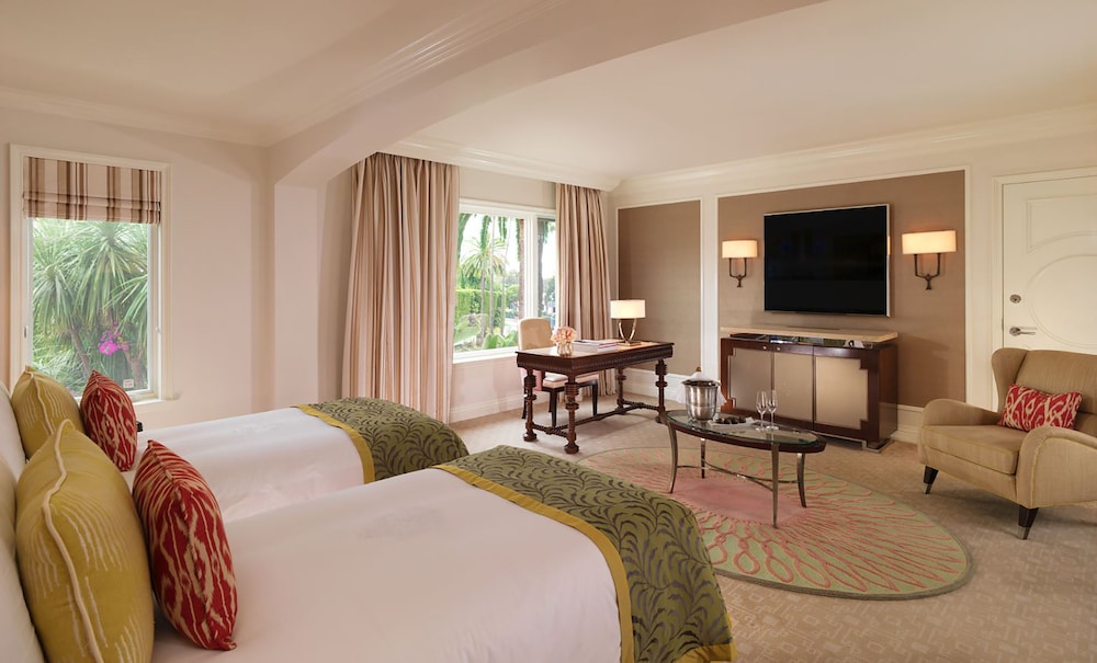 Deluxe Balcony Twin Room