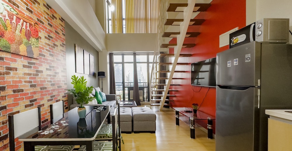 Superior Loft, 1 Bedroom, Balcony, City View photo 3
