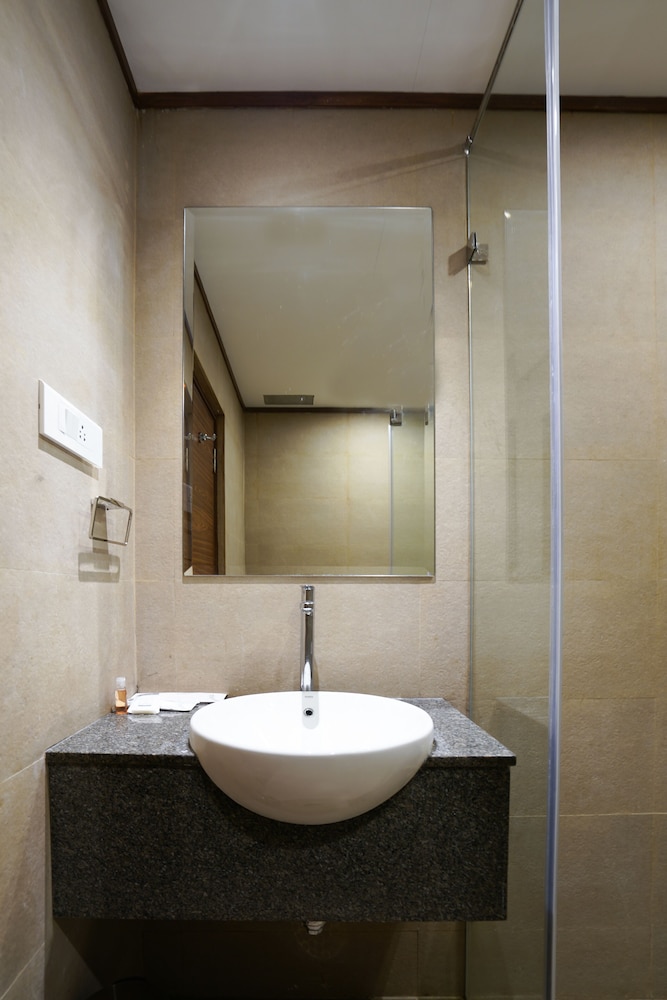 Deluxe Room (Ac) - Photo 2