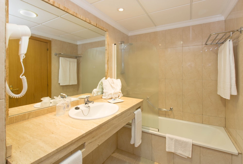 Double Room Single Use (1 Adult) photo 3