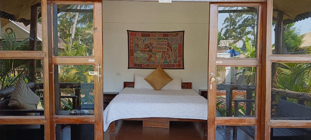 Deluxe Cabin