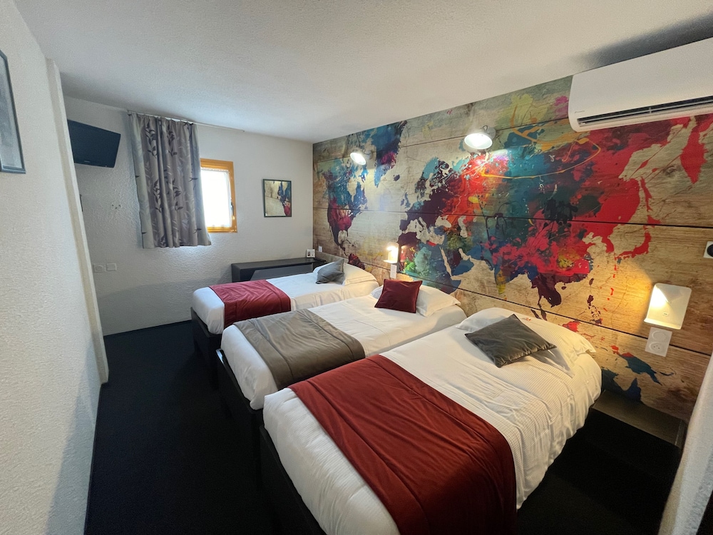 Standard Triple Room photo 2