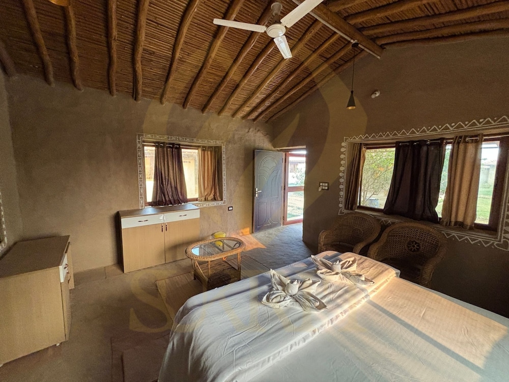 Traditional Double Room, 1 King Bed photo 3
