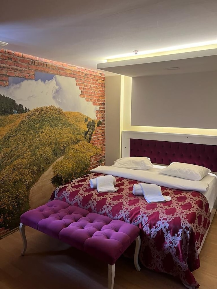 Double or Twin Room, City View photo 1