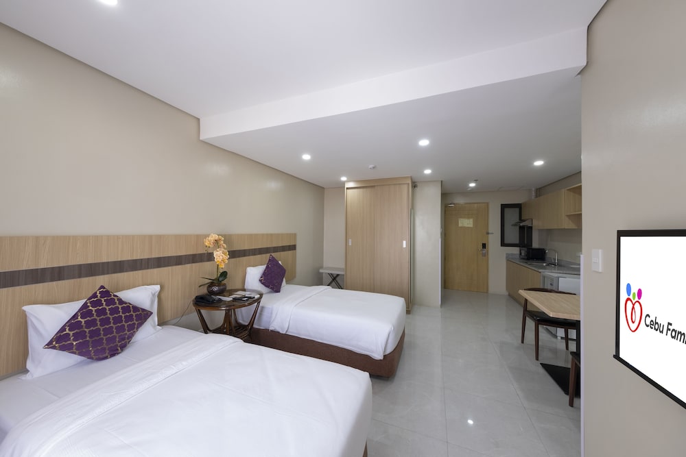 Deluxe Room - Photo 3