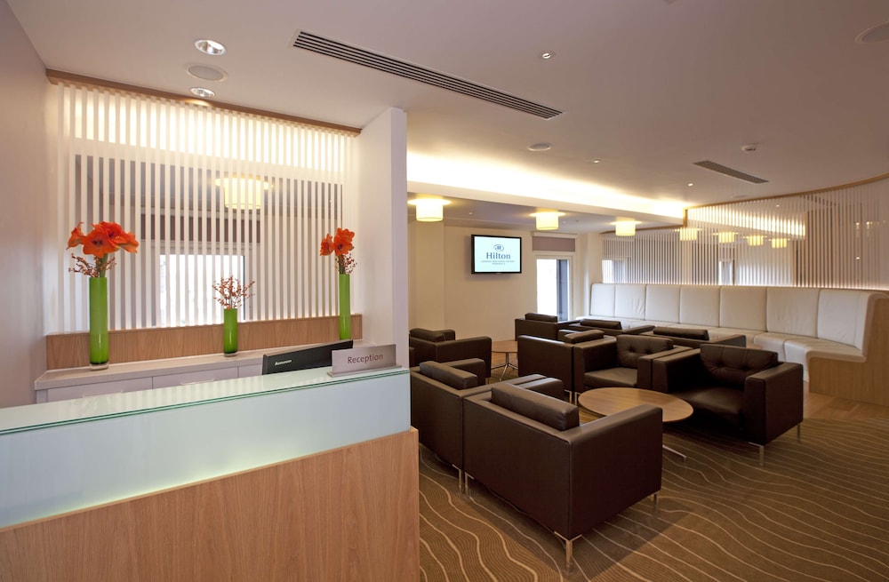 Executive Room, 1 Queen Bed, Club Lounge Access - Photo 5