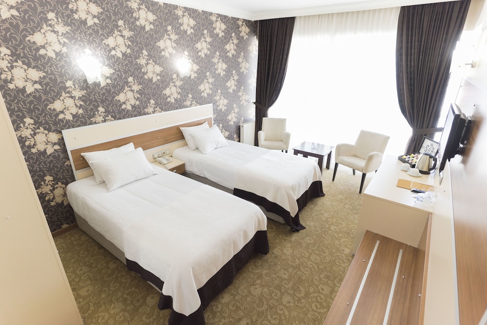 Standard Room photo 3