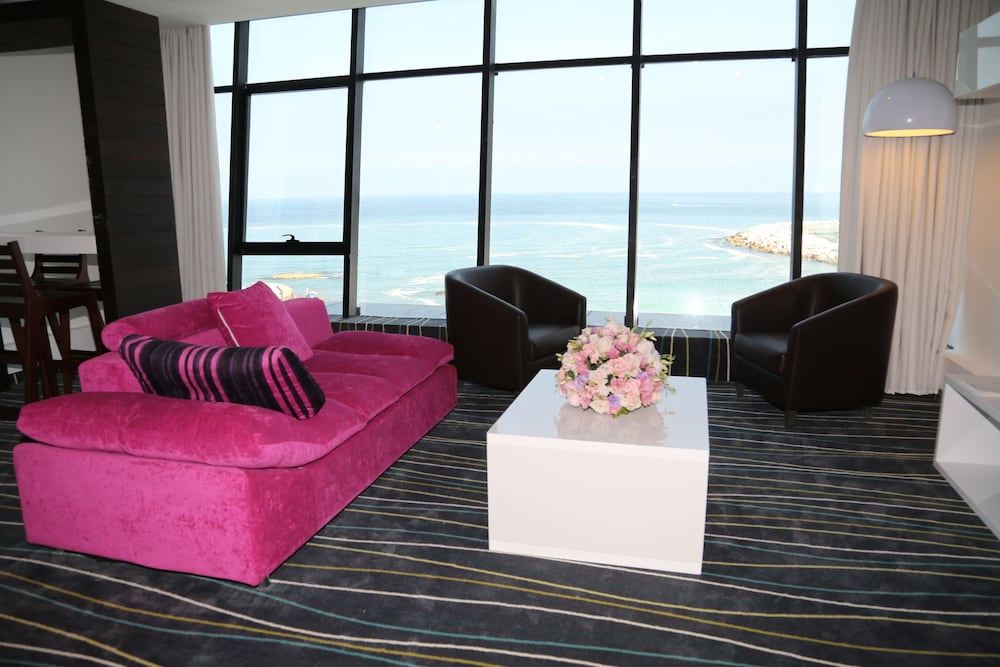 Deluxe Room, 1 Bedroom, Sea View photo 1