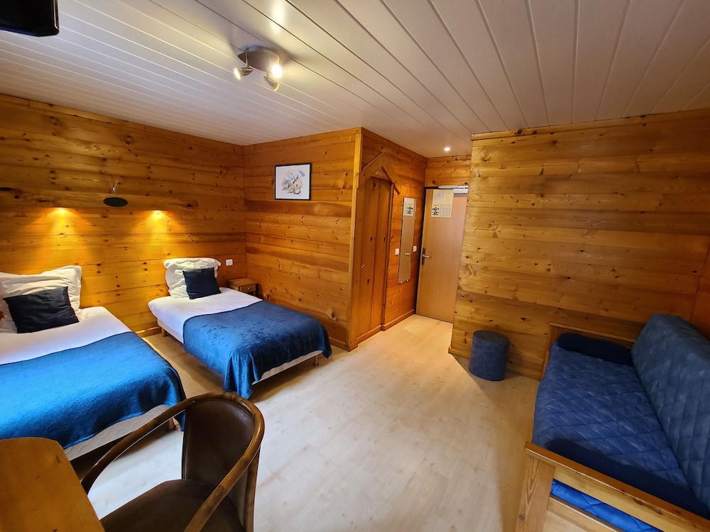 Superior Twin Room photo 2