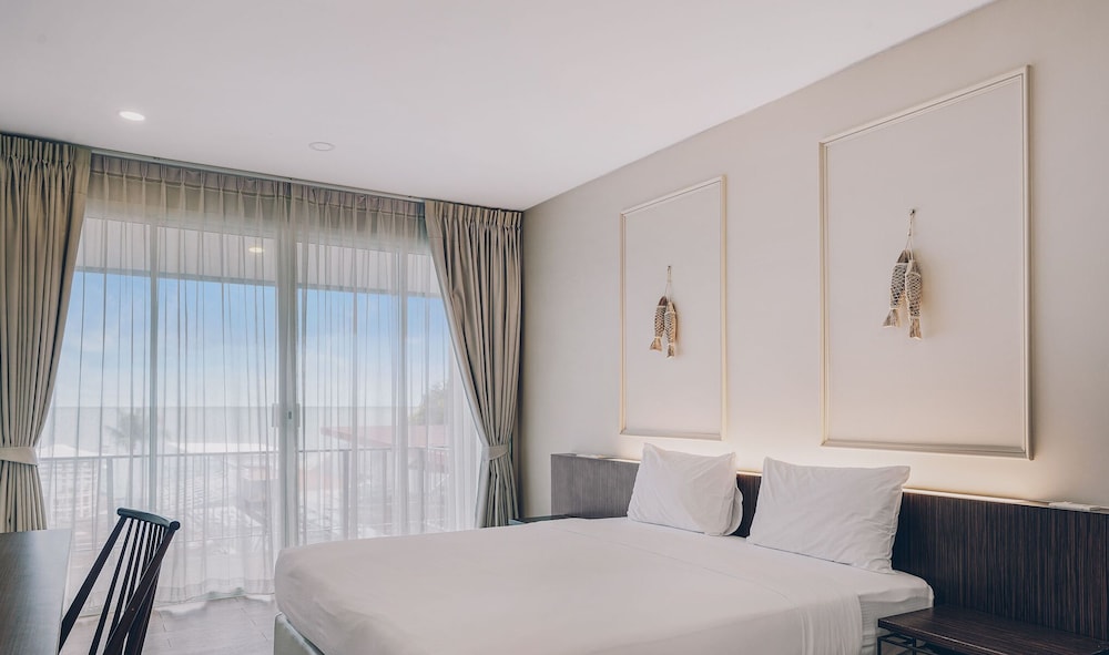 Premier Deluxe Double Room photo 3